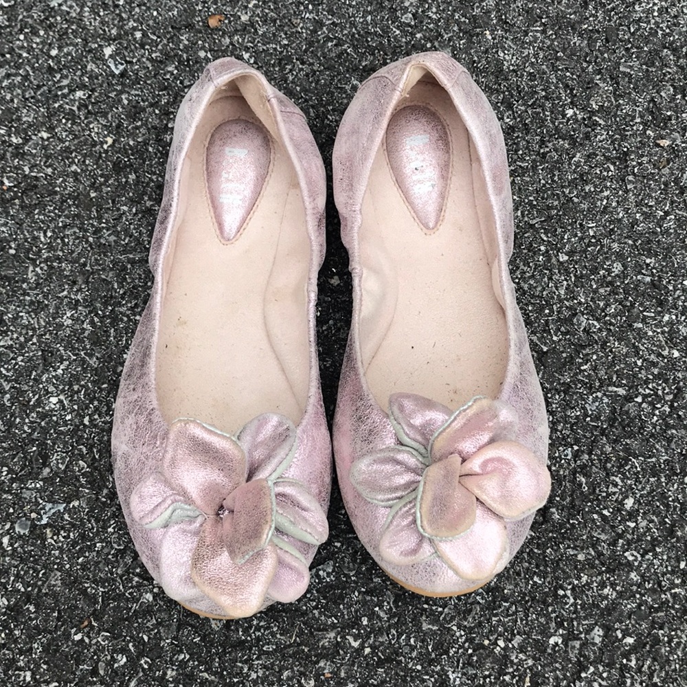 Girls Bloch flats size euro 30